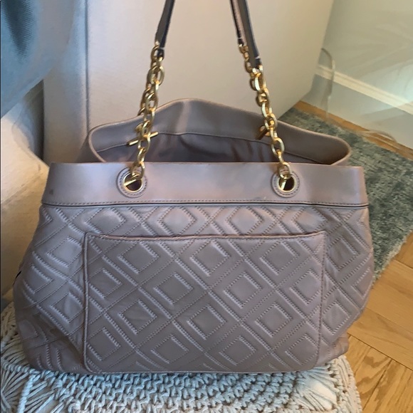 Tory Burch Handbags - Pink Quilted Tory Burch Shoulder Bag